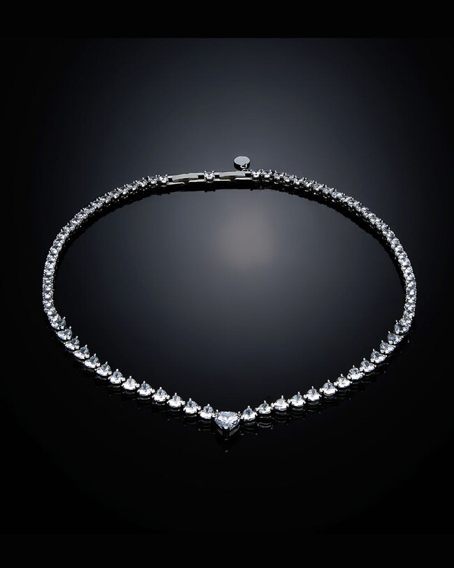 chiara ferragni Infinity Love j19avg07
