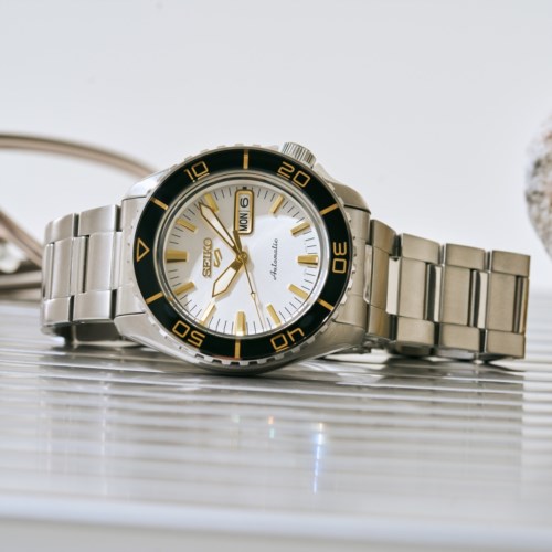 Orologio Solo tempo Cassa Acciaio Seiko 5 Sport