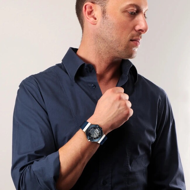 Uomo