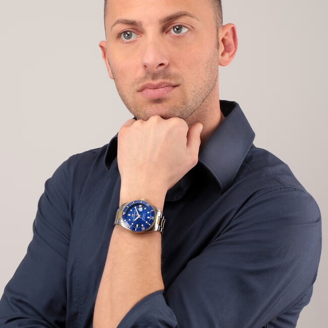 Uomo