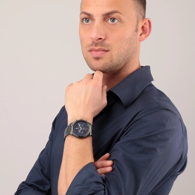 Uomo