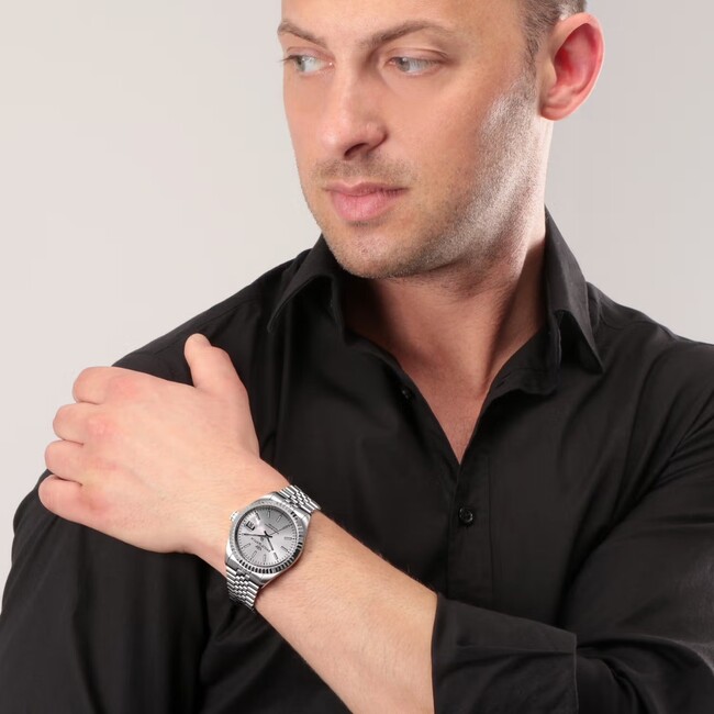 Uomo