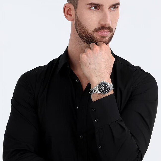 Uomo