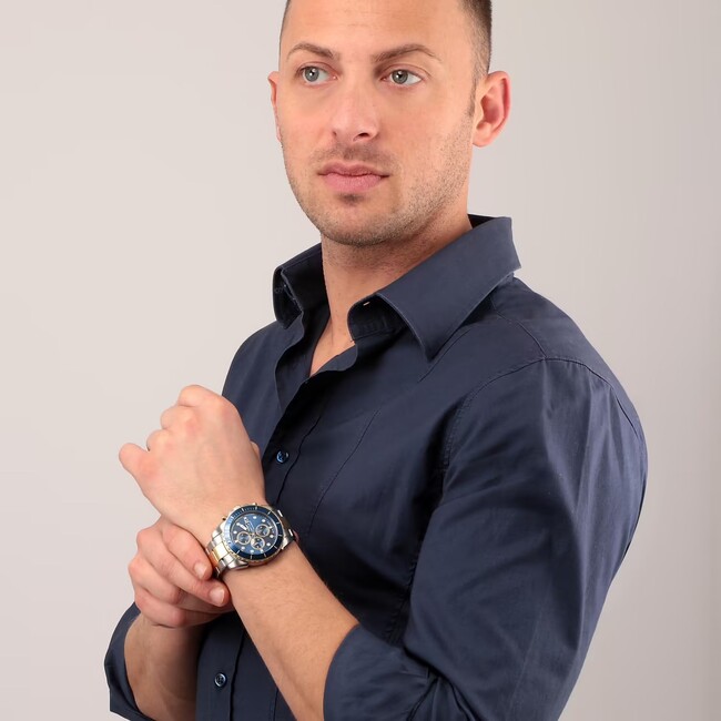 Uomo