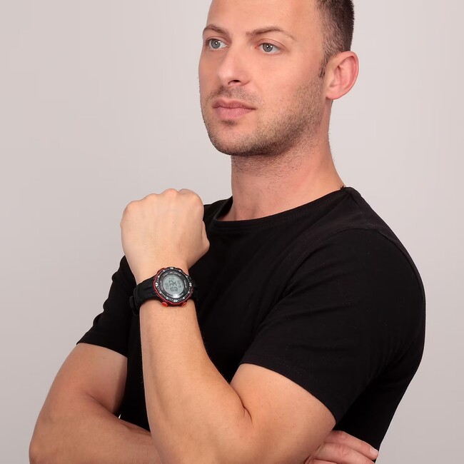 Uomo
