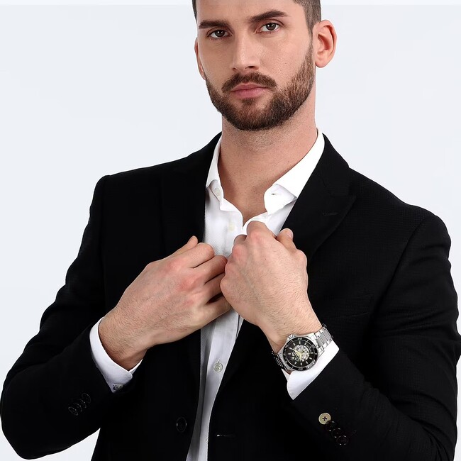 Uomo